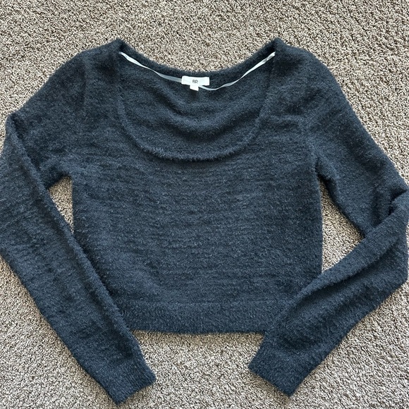 NWOT Brass, plum, black, soft, fuzzy sweater size medium - Picture 1 of 2